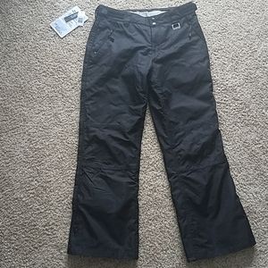 woman's black snowpants